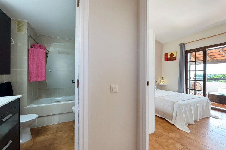 Carrer Roger de Llu00FAria, 5, Port - La Cota - Puig Sec