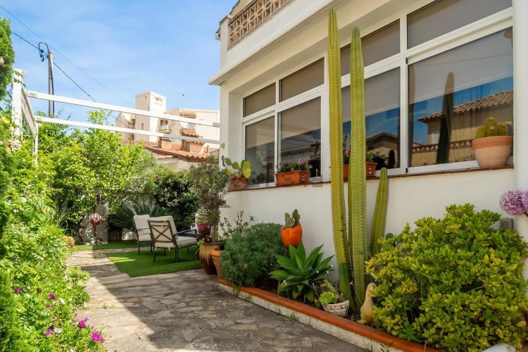 Casa independiente en Barrio Riells