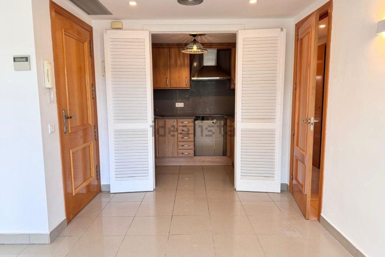 Precioso apartamento de planta baja frente el puerto de l'Escala!