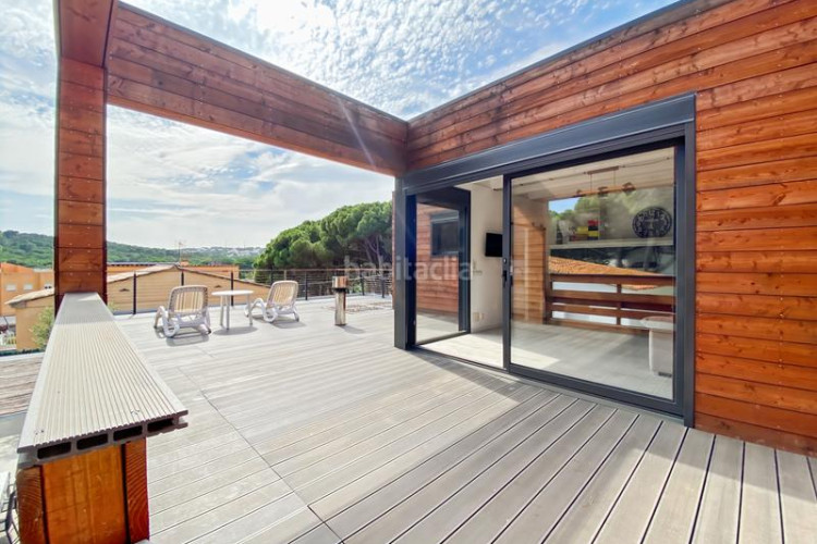 Casa moderna casa a sólo 3 minutos a pie de la playa de cala Montgó, en lescala, en la costa brava.en el límite del parque natural del en Escala (L´)