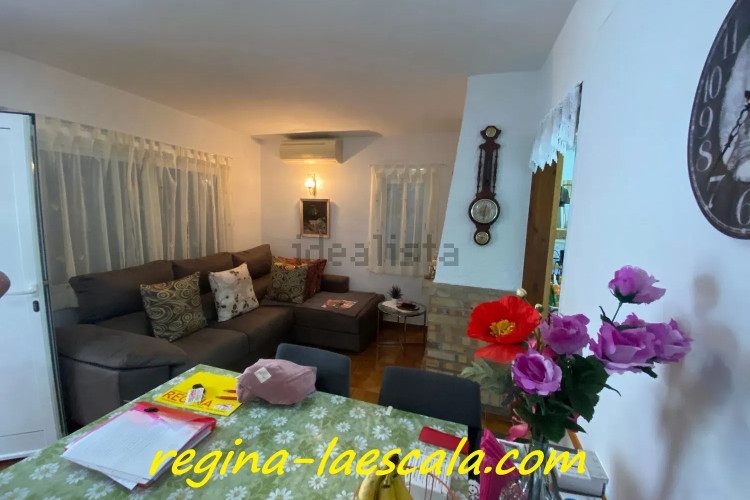 Casa independiente en Passatge Ter-3