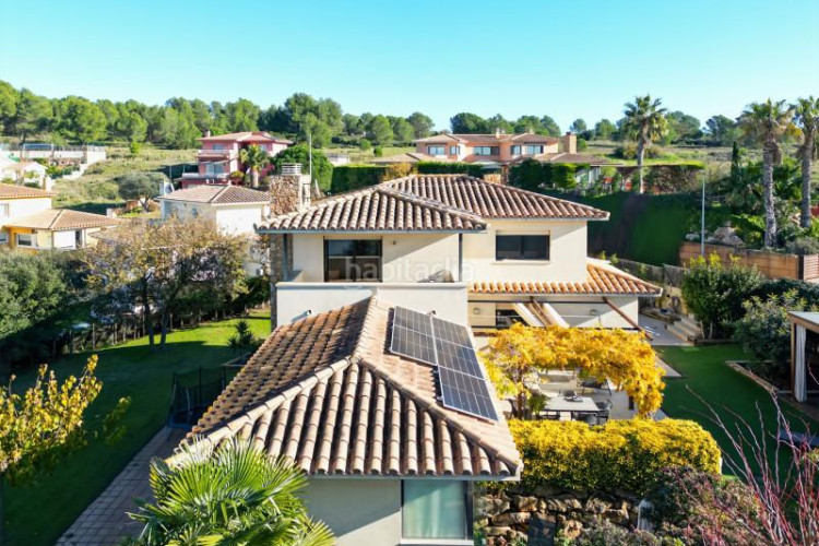 Casa villa de lujo en venta situada en una de las zonas más tranquilas de lescala, a un paso de las playas de empúries y del centro del en Escala (L´)