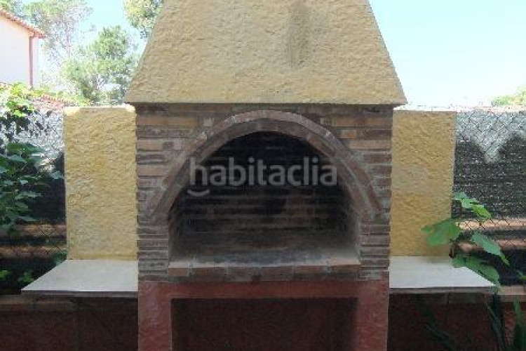 Casa pareada en Riells Escala (L´)
