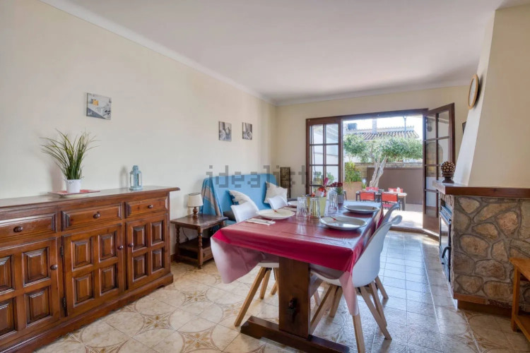 Casa independiente en calle Ricardell, 27