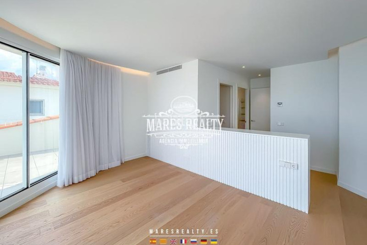 Casa lujosa casa reformada en primera línea de mar en la costa brava en Escala (L´)