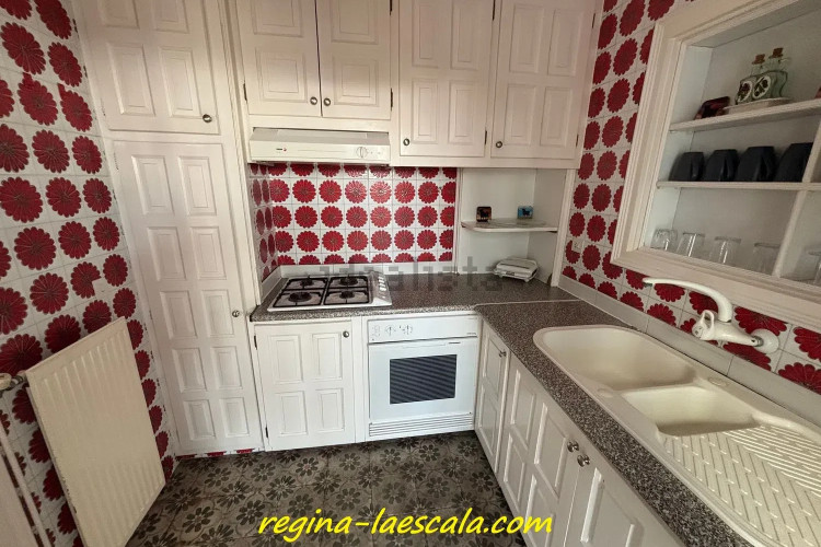Chalet pareado en calle Pinedes