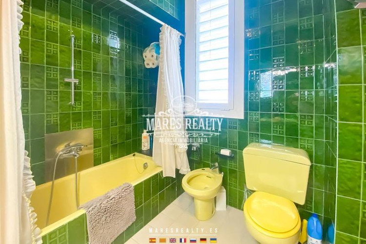 Casa preciosa casa a 4 vientos con gran parcela en Escala (L´)