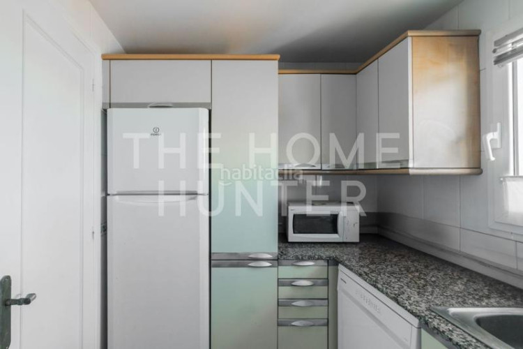 Ático  de 133 m2 con terraza en venta en escala, l en Escala (L´)