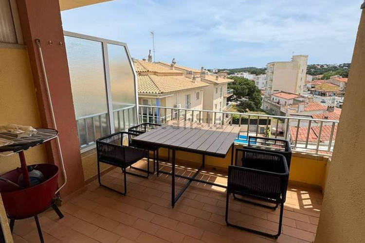 Piso en avenida de Montgó