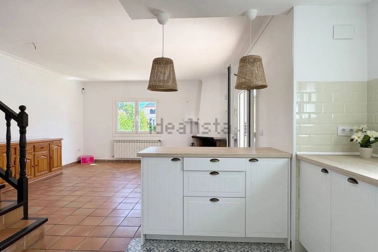 Chalet pareado en calle Era