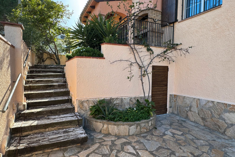 Carrer Muga, 73, Port - La Cota - Puig Sec