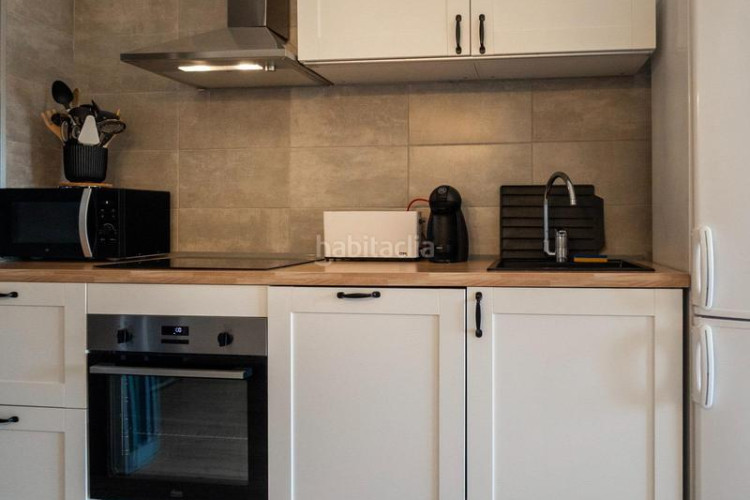 Apartamento piso con vistas al mar y a pocos pasos de la playa en Escala (L´)
