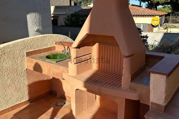 Casa independiente en calle Muga s/n