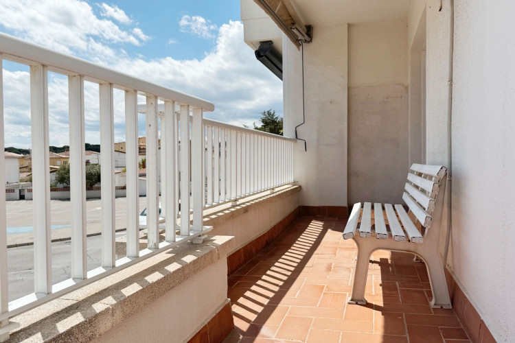 Avinguda de Montgu00F3, 68, Port - La Cota - Puig Sec