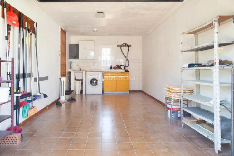 Casa  espaciosa con vistas al mar y piscina privada zona puig sec en Escala (L´)