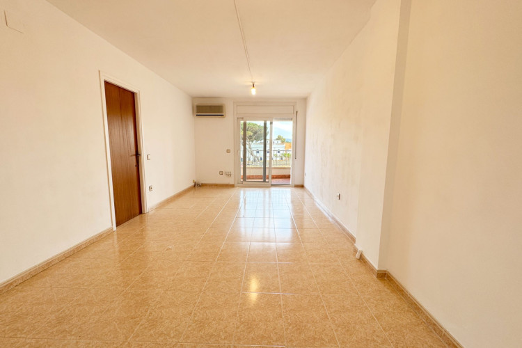 Avinguda de Montgu00F3, 68, Port - La Cota - Puig Sec