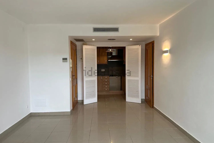 Precioso apartamento de planta baja frente el puerto de l'Escala!