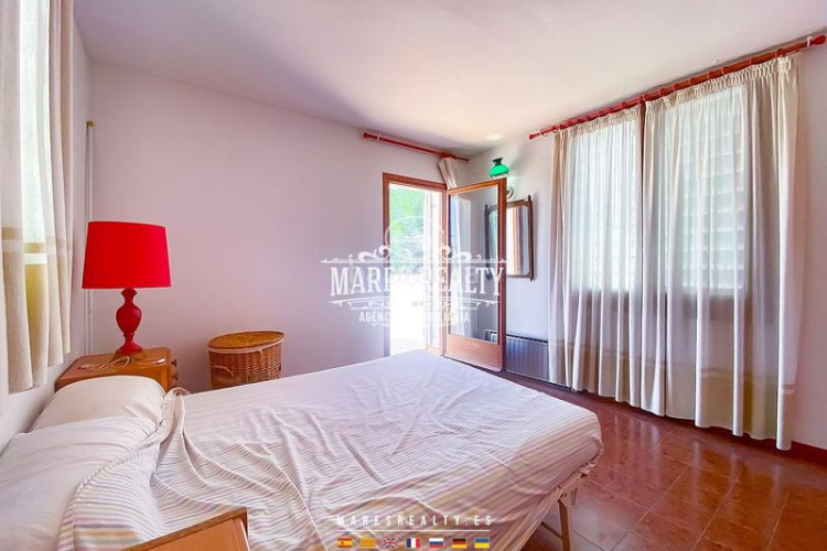Casa preciosa casa a 4 vientos con gran parcela en Escala (L´)