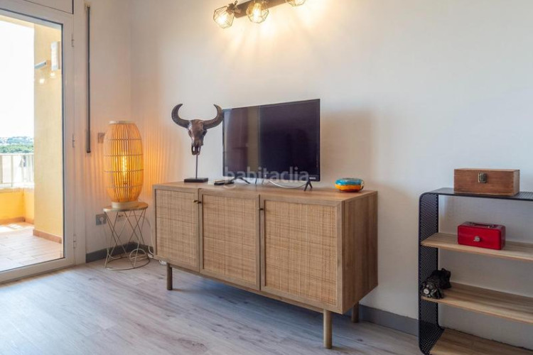 Apartamento piso con vistas al mar y a pocos pasos de la playa en Escala (L´)