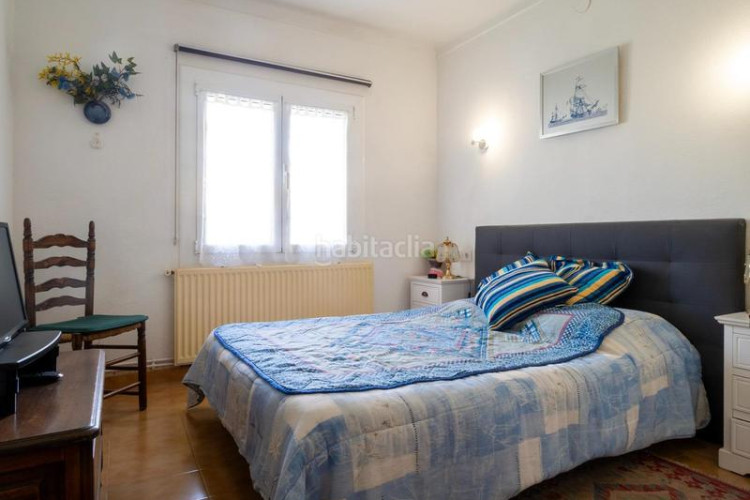 Casa  individual en excelente estado a 120m de la playa de Riells en Escala (L´)