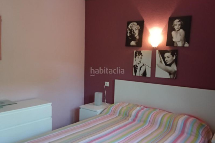 Chalet acogedor chalet esquinero con jardín y parking con posibilidad de piscina privada lescala costa brava en Escala (L´)