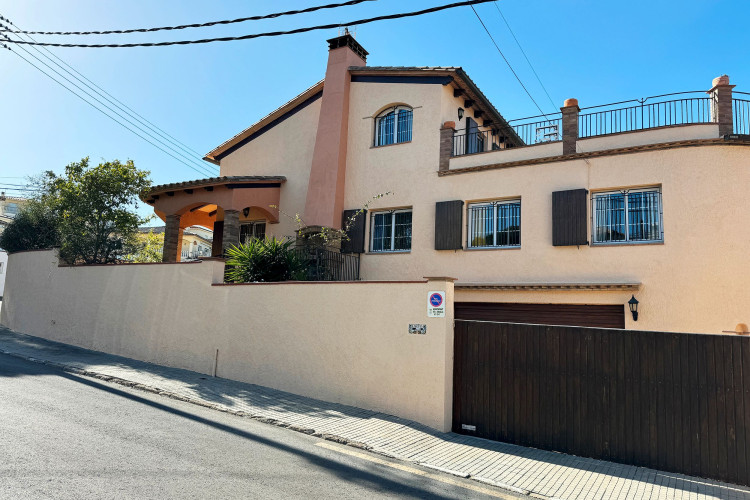 Carrer Muga, 73, Port - La Cota - Puig Sec