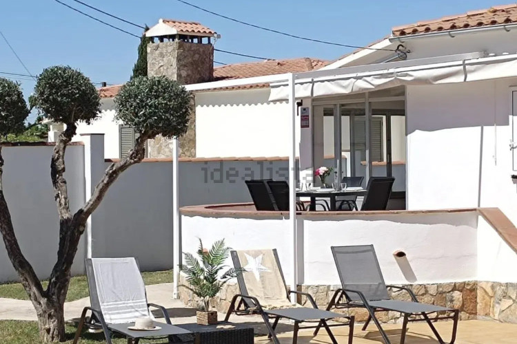 Casa independiente en Barrio Riells
