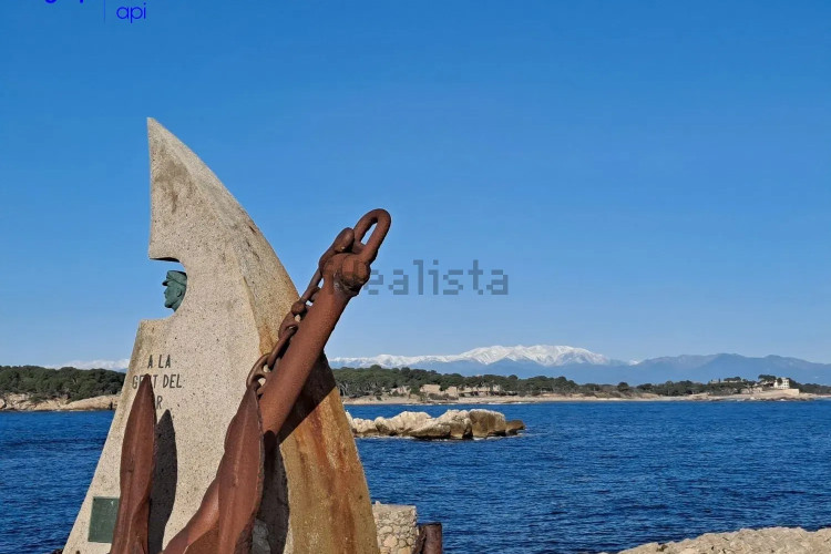 Piso en calle Riells de Dalt