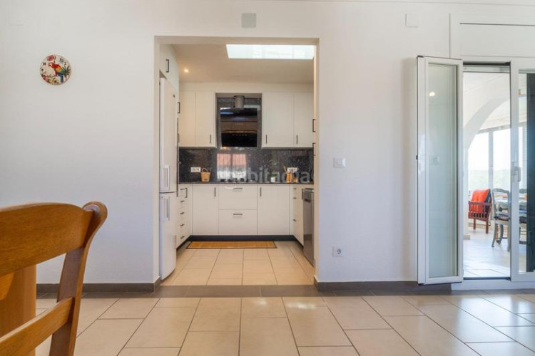 Casa  espaciosa con vistas al mar y piscina privada zona puig sec en Escala (L´)