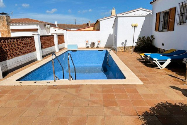 Carrer Romanu00ED, Riells