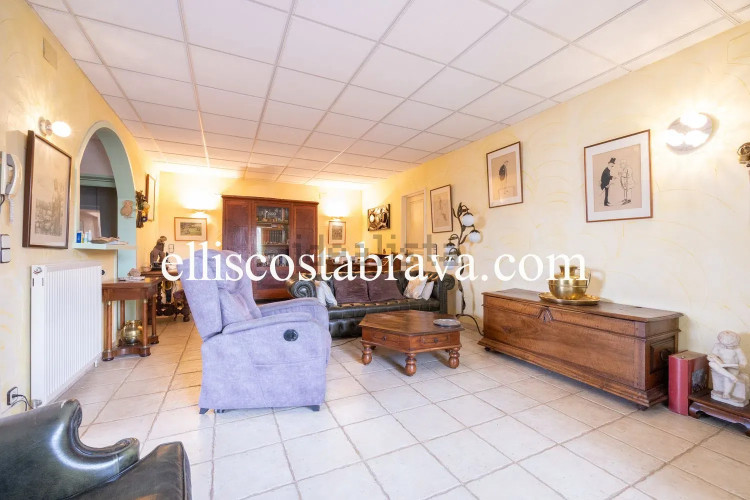 Casa independiente en Barrio Riells