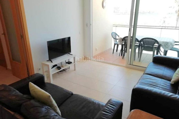 Piso apartamento 114m², vista mar, primera línea, con licencia turistico en Escala (L´)