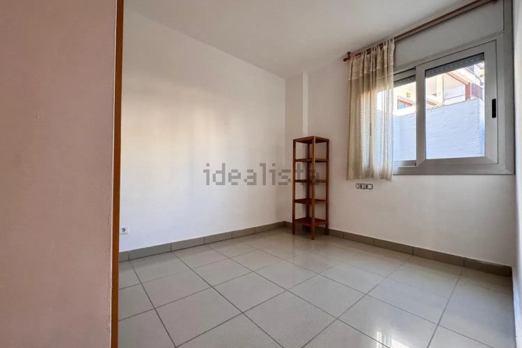Precioso apartamento de planta baja frente el puerto de l'Escala!