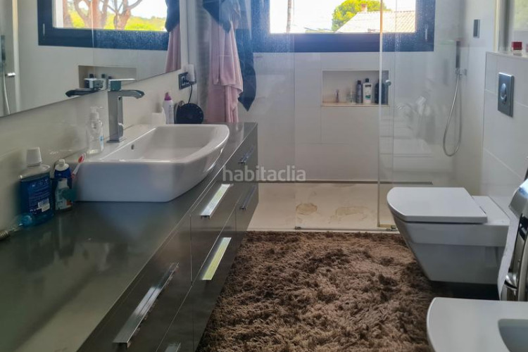 Chalet casa en cala montgo a 5 minutos del puerto en Escala (L´)