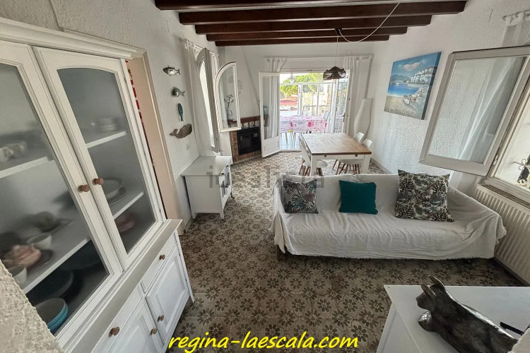 Chalet pareado en calle Pinedes