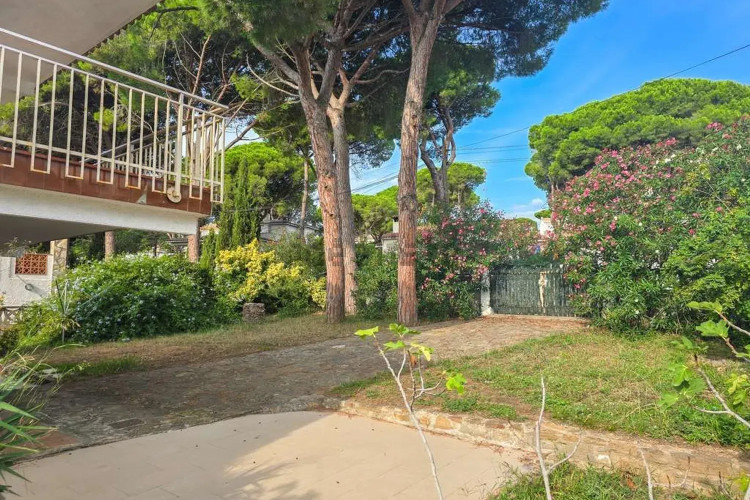 Casa independiente en Barrio Port - Les Planasses