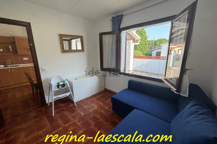 Casa independiente en calle Armallada