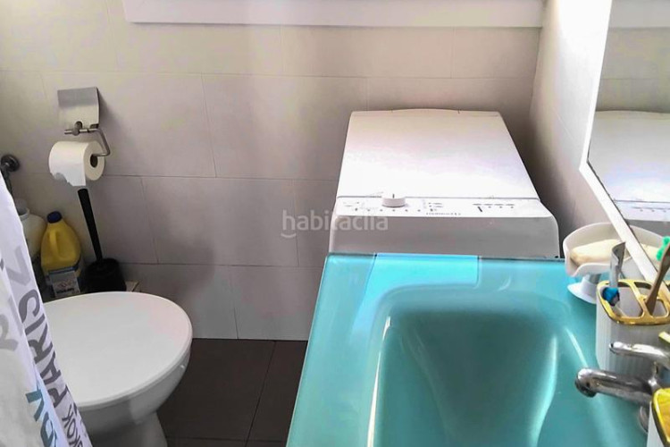 Piso en avinguda de montgó 142 apartamento en segunda línea de mar con vistas en Escala (L´)