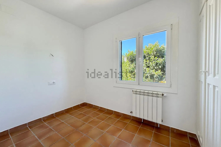 Chalet pareado en calle Era
