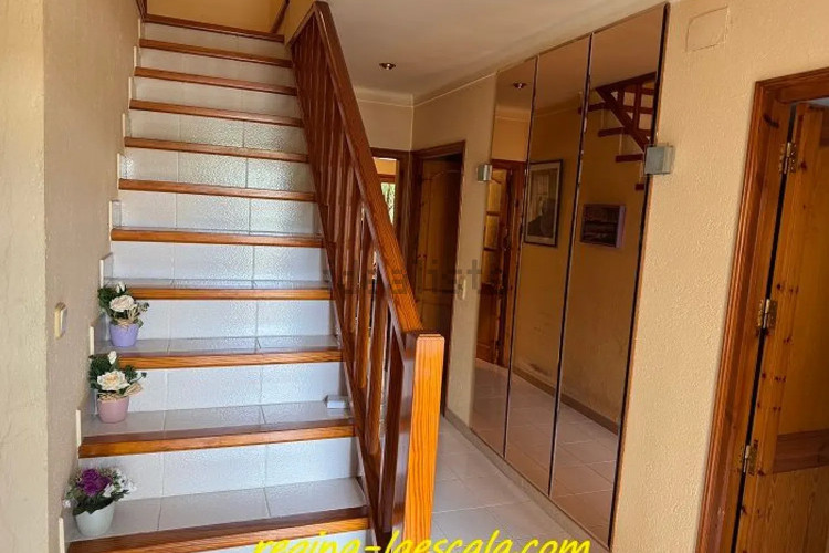 Chalet adosado en CL Muntanya Rodona