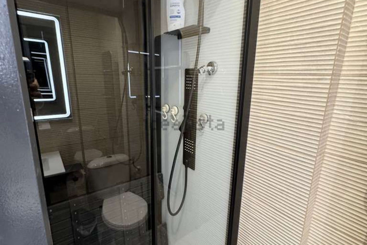 Piso en avenida de Montgó