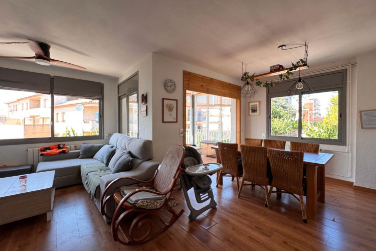Avinguda de Girona, 51, Eixample Residencial