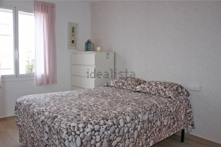 Piso en calle Berenguer Mallol, 8 -12