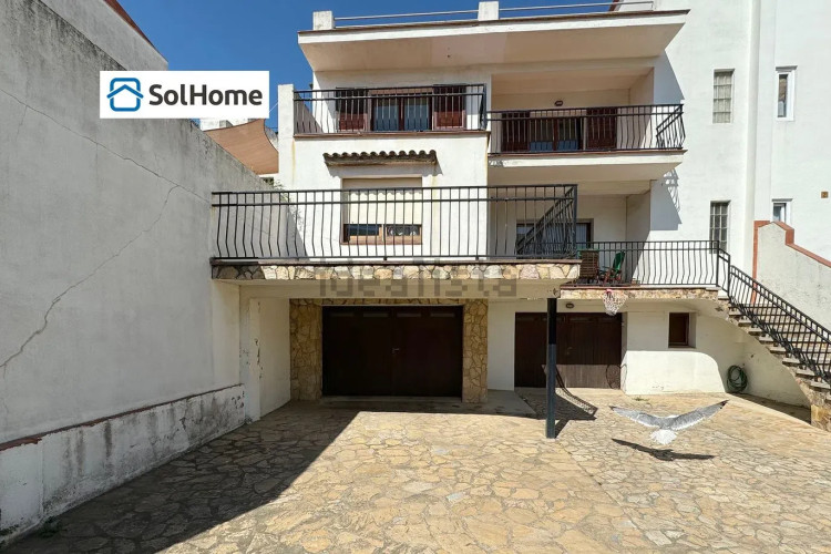 Chalet adosado en calle Tramuntana, 4