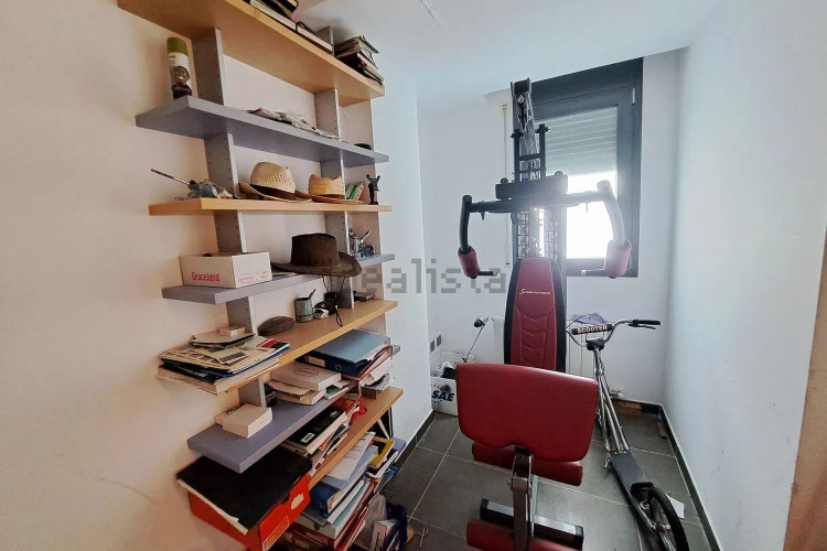 Casa de construcción 2008 con vistas panorámicas, en una zona residencial exclusiva!