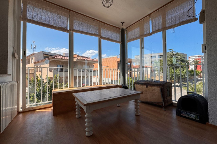 Avinguda de Girona, 51, Eixample Residencial