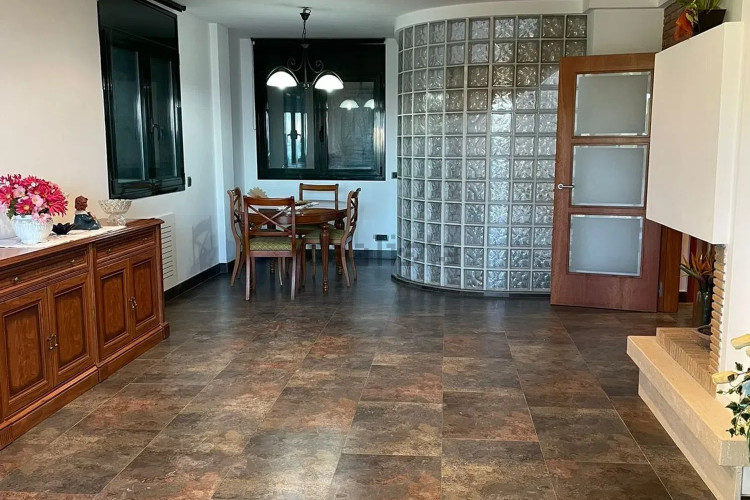 GRAN CASA EN VENTA A l'ESCALA - 500m de la playa de Riells
