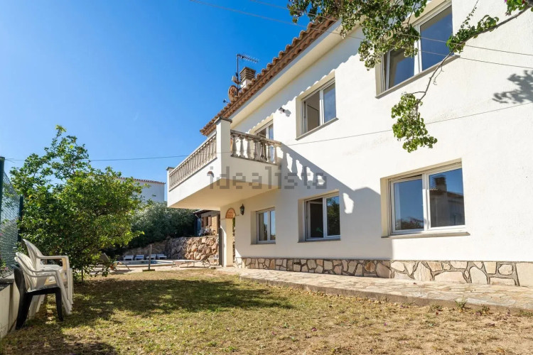 Casa independiente en Barrio Port - Les Planasses