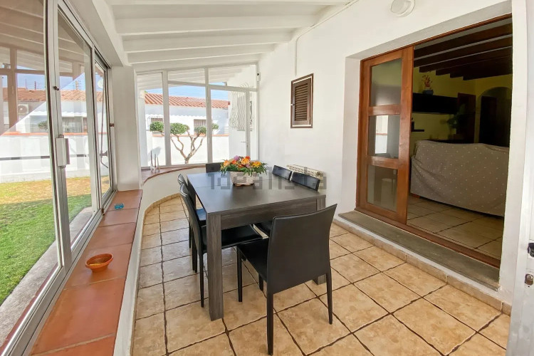 Casa independiente en CL Avet