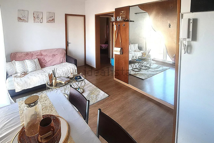 APARTAMENTO EN SEGUNDA LÍNEA DE MAR CON VISTAS